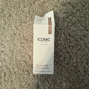 Iconic London highlighter-new and unopened
